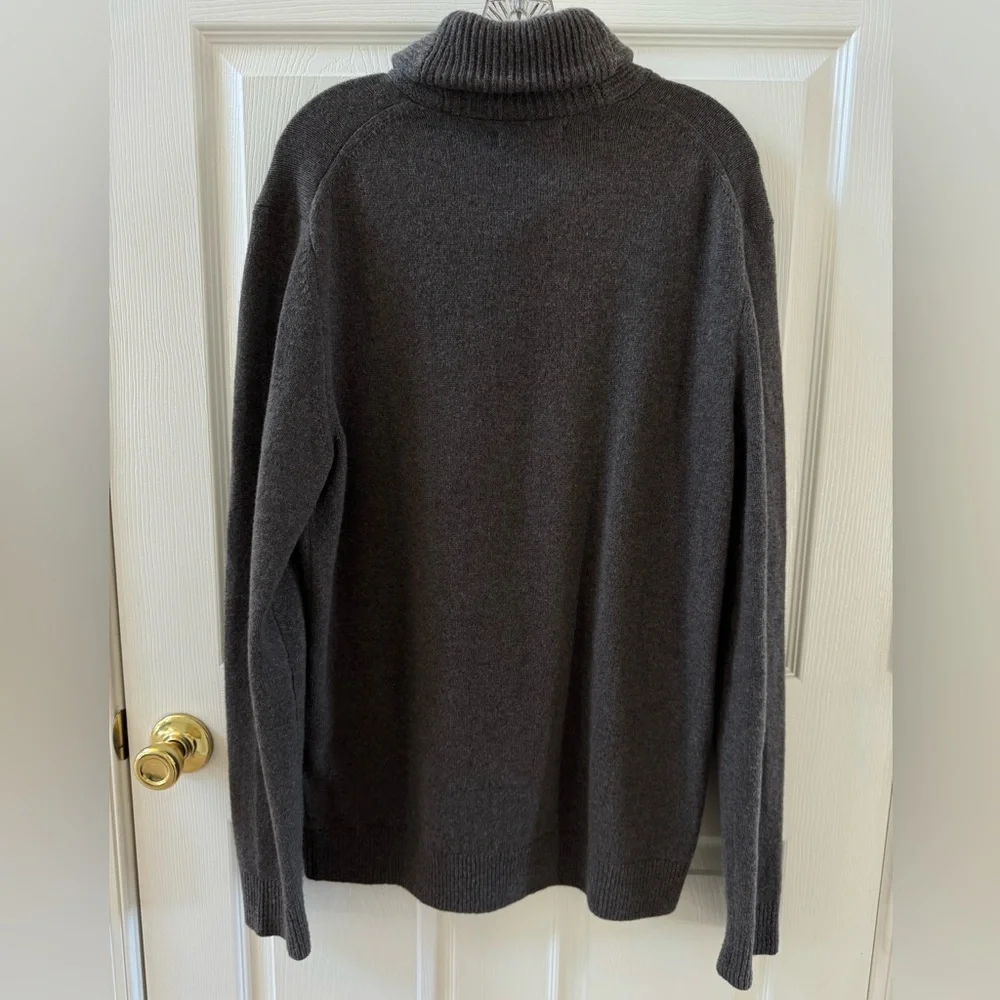 Banana republic sweater men's – Large Tall - Picture 3 of 6